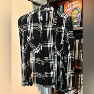 Express Black and White Casual Button Down Shirt